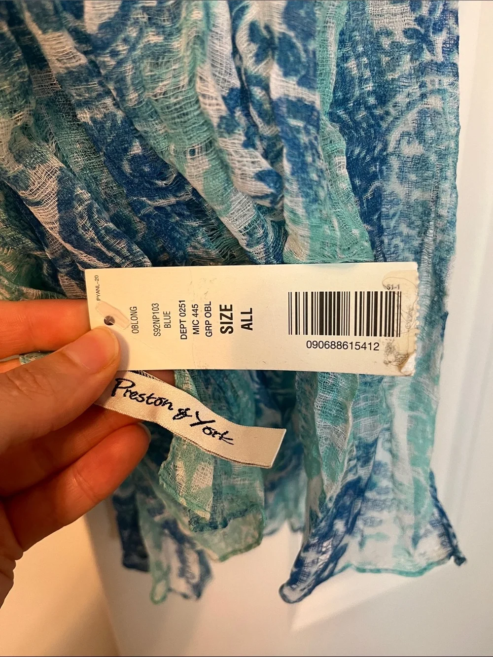 NWT Preston & York Blue Paisley Print Long Lightweight Scarf Made in Italy